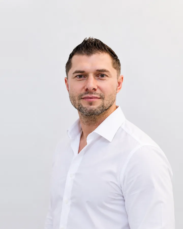 Maksim Maleev, agente inmobiliario en SFERO